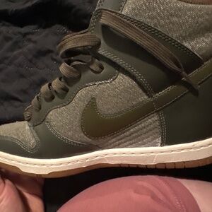 Nike dunk sky high
